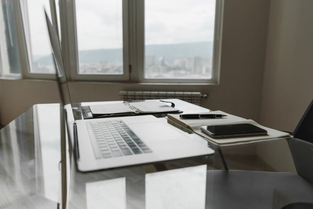 clean desk